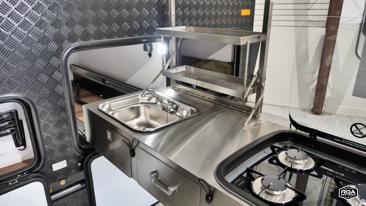 XT17HRT Family Ext Kitchen