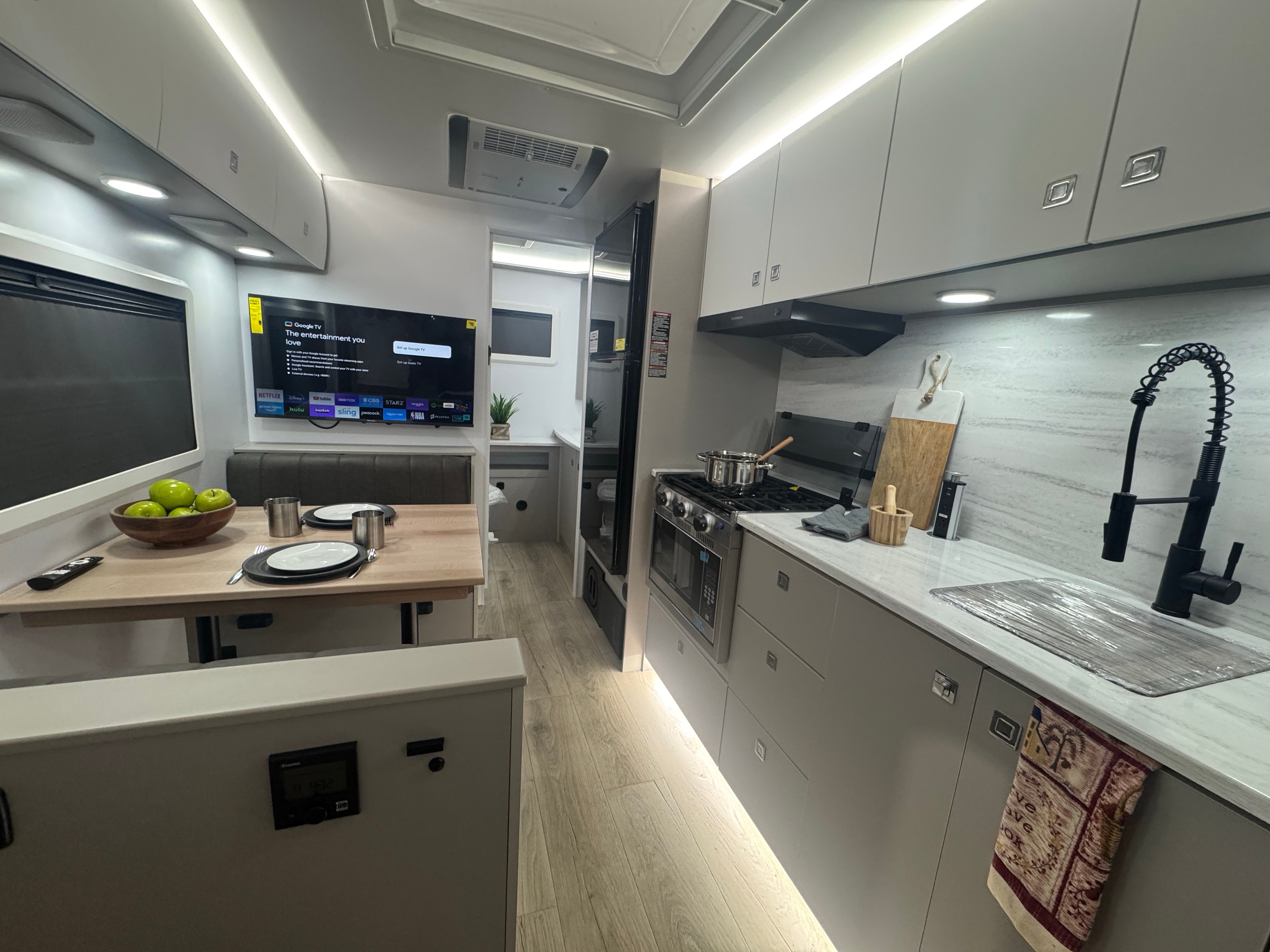 PauseStealthInterior-27