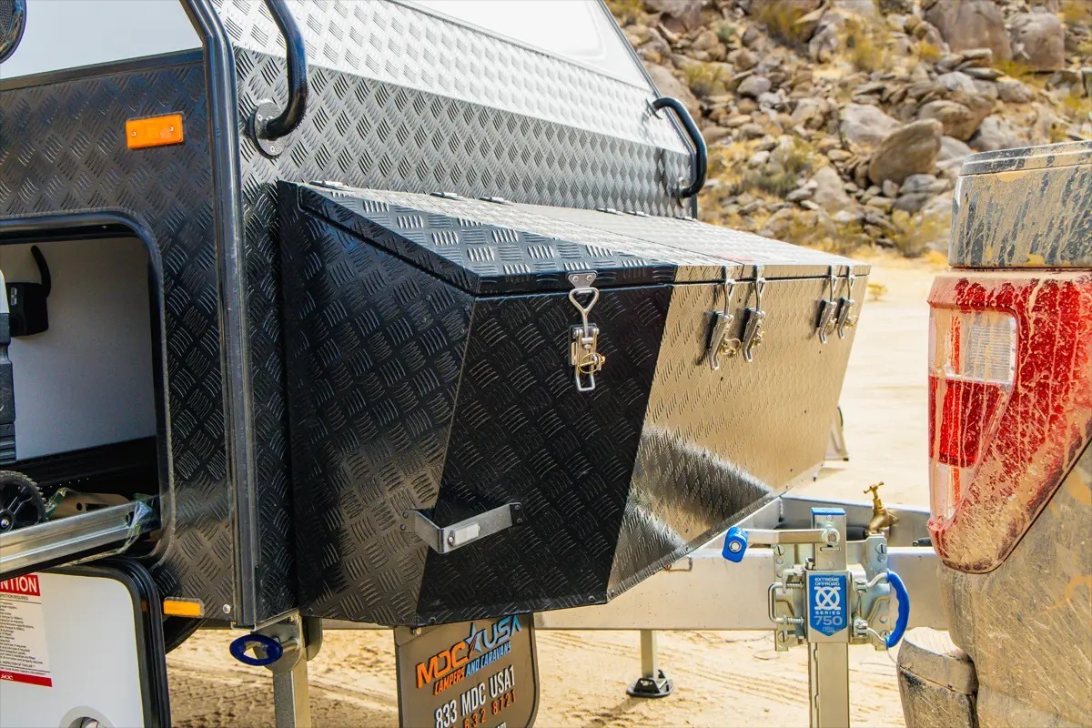 XT17HRT-Family-OGE-Exterior-CR6 (15)