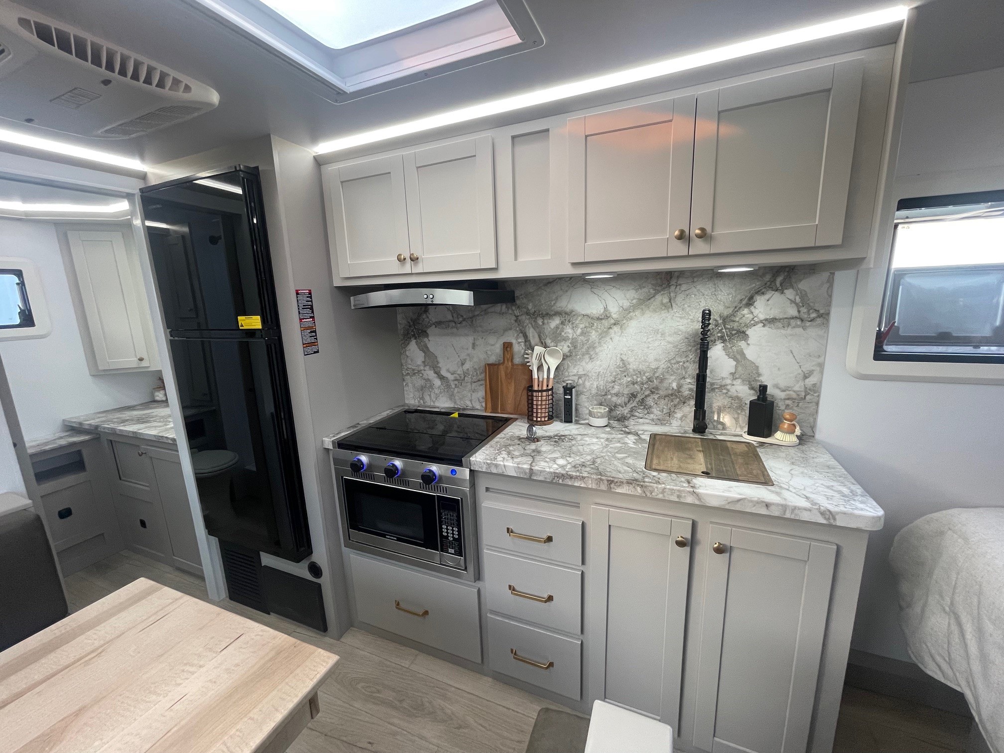 full interior-1