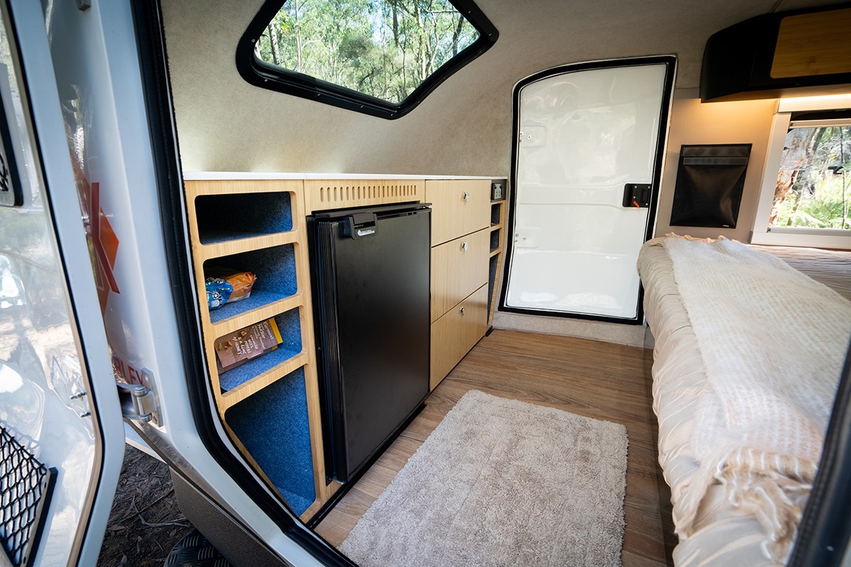 teardrop-kube-camper-inside-livi